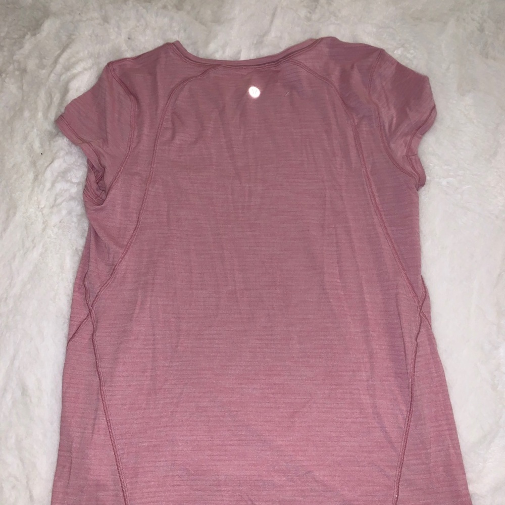 LULULEMON TOP